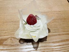 -花花卷卷·鲜食蛋糕(静安久光百货店)
