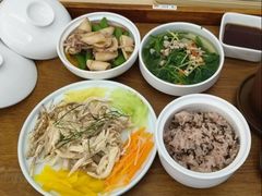 -雪梅月子中心(华侨城店)