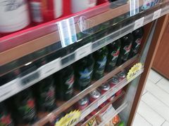 -全家便利店(天目山路三店)