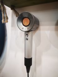 -709号发型屋