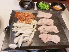 -八色五花肉(新村2号店)