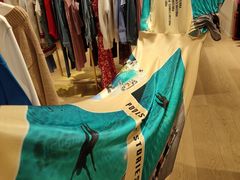 -王府井奥莱临潼小镇(临潼店)