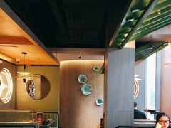 -湊湊火锅·茶憩(杭州湖滨银泰in77店)