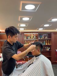 -绅仕門男士理发馆