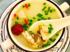 -马尔龙新疆饭店·清真(瑞景店)