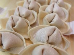 刀鱼馄饨-老半斋(福州路店)