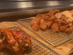 -四囍码头海鲜烧烤自助火锅(外滩南京东路悦荟广场店)