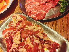 -鑫釜山海鲜烧烤(鑫丰国际店)