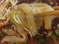 -拈签一笑黄牛肉辣卤串串