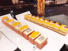 -华强广场酒店-椰香高空自助餐厅