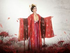 -九月鹰飞汉服摄影工作室