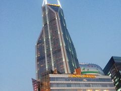 -上海世茂广场(南京东路店)