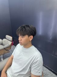 -藤野造型·烫·染发型设计店