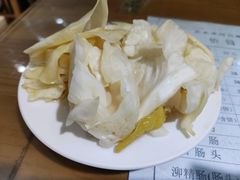 泡菜-天发芽·何记葫芦头泡馍·老字号(小南门店)