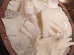 -晓宇重庆火锅(西安荟聚店)