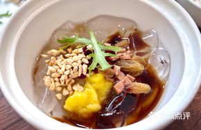 Brown Sugar Dried Fruit Ice Jelly