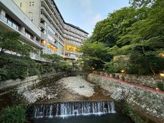 -月光园游月山庄
