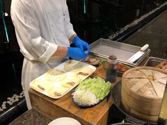 -松山湖凯悦酒店·Café自助餐厅·周末火舞秀表演