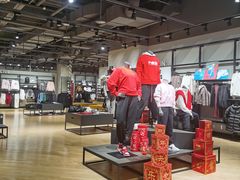 -NIKE品牌体验店(苏州中心店)