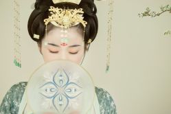 -盘子女人坊古装写真摄影