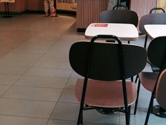 -麦当劳(中唱大厦店)