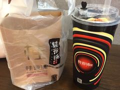 -桂桂茶(滨江百联店)