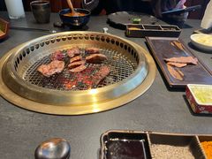 -铭牛烧肉·和牛海鲜自助(高新月牙湖店)