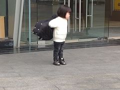 -日月光中心广场