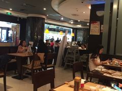 大堂-必胜客(百联又一城店)
