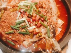 -鸣记脆皮烤鱼·海鲜烤鱼(三八广场店)