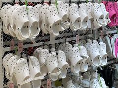 -BIGOFFS 超级折扣(仁恒伊势丹店)