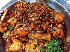 -凤凰路何眼镜香辣蟹(花果园店)
