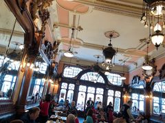 -Majestic Café
