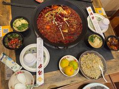 -沸炉重庆老火锅(军事博物馆店)