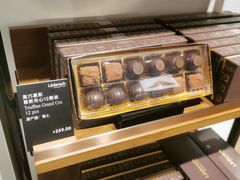 -Laderach 莱德拉(上海环贸iapm店)