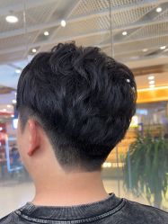 -川和潮人
