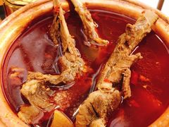 -毛辣果·贵州红酸汤牛肉火锅(西单店)