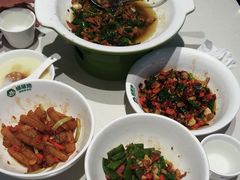 -绿草地·湘菜(7mall店)