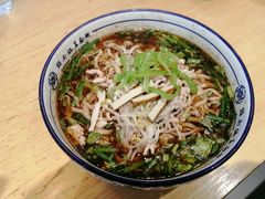 -镇南锅盖面馆(解放路店)