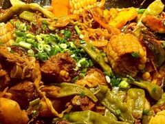 -鱼窝棚柴火铁锅炖(富山屯店)