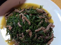 -大众跷脚牛肉馆·非遗传承单位(峨眉山店)