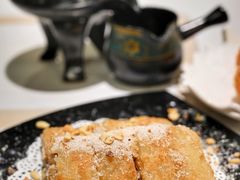 香脆花生核桃甜薄撑-喜势点·糖沙翁手工茶点·本地人茶居(永庆坊店)