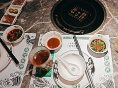 -禄婶鸡煲·打边炉