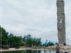 -亚龙湾中心广场