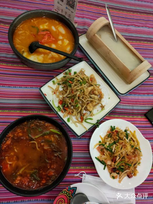 香巴拉云南餐厅(华莱坞店)图片