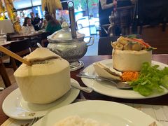 -Thai Pothong Restaurant