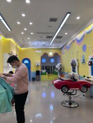 -爆米花儿童美发乐园