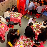 冬天除了吃川菜，还可以来这家苍蝇馆子喝碗蹄花汤