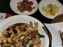 -鸽子侯·家宴·平价海鲜(市图书馆店)