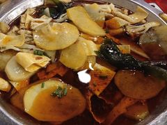 -李双猪·小龙虾·烧烤·羊肉煲(乐山店)